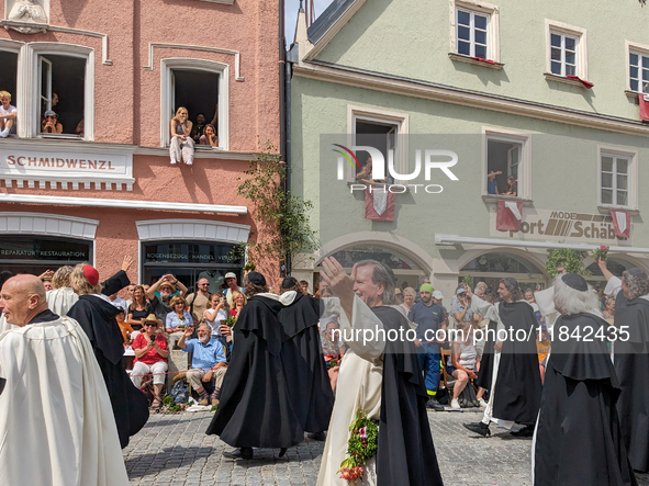 Over 2,000 participants recreate the medieval wedding of Hedwig Jagiellon and George of Bavaria. On July 16, 2023, in Landshut, Bavaria, Ger...