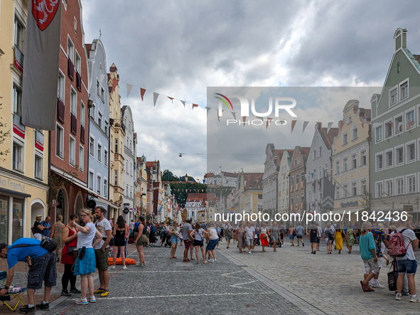 Over 2,000 participants recreate the medieval wedding of Hedwig Jagiellon and George of Bavaria. On July 16, 2023, in Landshut, Bavaria, Ger...