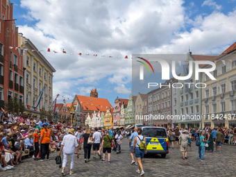 Over 2,000 participants recreate the medieval wedding of Hedwig Jagiellon and George of Bavaria. On July 16, 2023, in Landshut, Bavaria, Ger...