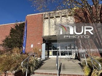 Fair Lawn Police and Fair Lawn Heavy Rescue respond to the Fair Lawn Public Library to rescue multiple people trapped inside an elevator at...