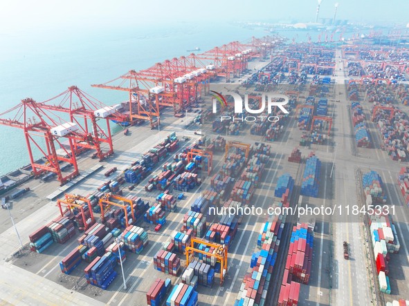 Container cargoes from Qinzhou Automated Container Terminal of Beiwan Port are sold overseas by rail-sea intermodal train on the Western Lan...