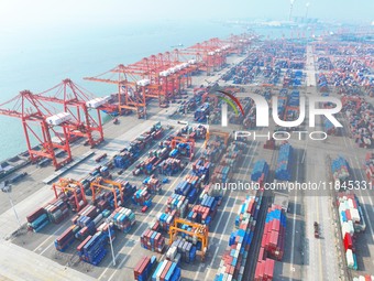 Container cargoes from Qinzhou Automated Container Terminal of Beiwan Port are sold overseas by rail-sea intermodal train on the Western Lan...