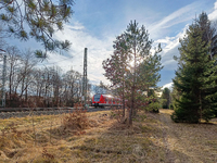 An S-Bahn train of the S6 line travels towards Tutzing in the Munich Metropolitan Area. In Gauting, Bavaria, Germany, on January 2, 2022, a...