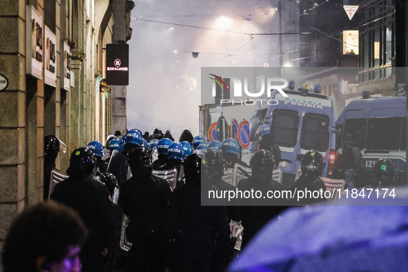 Demonstrators clash with police outside the Prima della Scala 2024 of Giuseppe Verdi's opera La Forza del Destino in Milan, Italy, on Decemb...