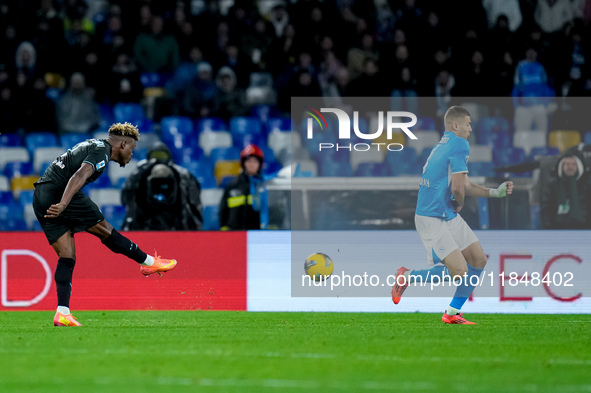 Fisayo Dele-Bashiru of SS Lazio hits the crossbar during the serie Serie A Enilive match between SSC Napoli and SS Lazio at Stadio Diego Arm...