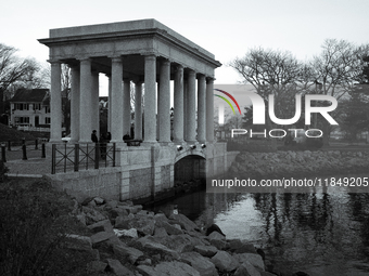 Plymouth Rock is where New England's first settlers come ashore to build a permanent settlement in 1620. (