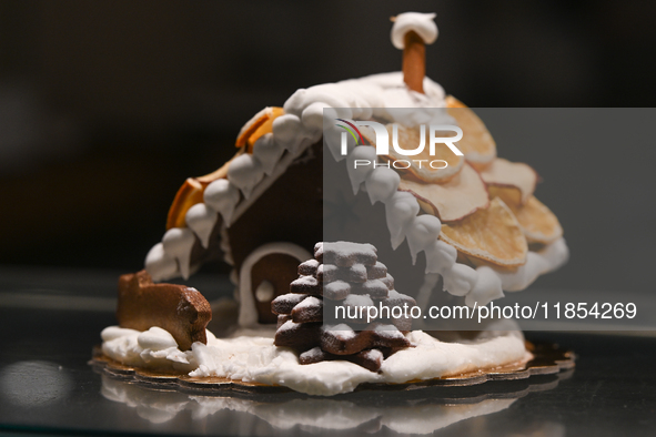 KRAKOW, POLAND - DECEMBER 10:   
A Christmas Cake composition made from traditional Christmas gingerbread displayed in a pastry shop in Krak...