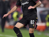 Kacper Urbanski of Bologna Football Club 1909 is in action during the UEFA Champions League match between SL Benfica and Bologna FC 1909 at...