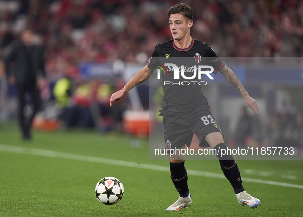 Kacper Urbanski of Bologna Football Club 1909 is in action during the UEFA Champions League match between SL Benfica and Bologna FC 1909 at...