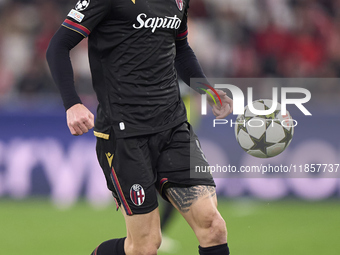 Stefan Posch of Bologna Football Club 1909 is in action during the UEFA Champions League match between SL Benfica and Bologna FC 1909 at Est...