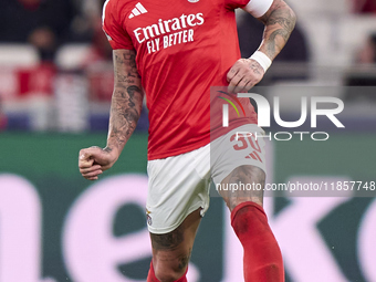 Nicolas Otamendi of SL Benfica plays during the UEFA Champions League match between SL Benfica and Bologna FC 1909 at Estadio Da Luz in Lisb...