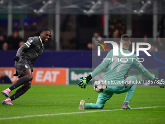 Rafael Leao of AC Milan is in action during the UEFA Champions League match between AC Milan and FK Crvena Zvezda at Giuseppe Meazza in Mila...