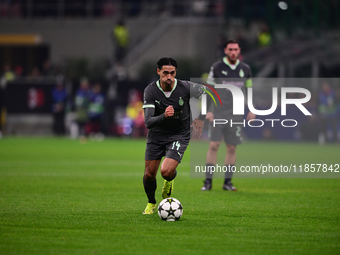 Tjjani Reijnders of AC Milan is in action during the UEFA Champions League match between AC Milan and FK Crvena Zvezda at Giuseppe Meazza in...