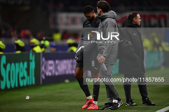 Ruben Loftus-Cheek of AC Milan injures himself during the UEFA Champions League match between AC Milan and FK Crvena Zvezda at Giuseppe Meaz...