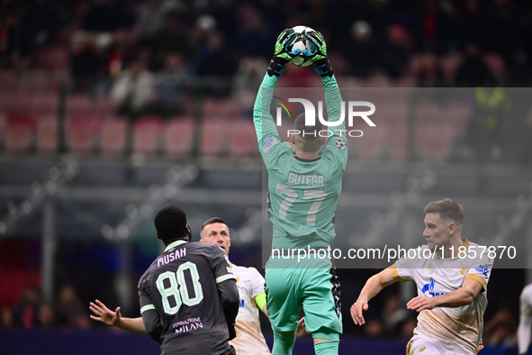 Ivan Gutesa of FK Crvena Zvezda plays during the UEFA Champions League match between AC Milan and FK Crvena Zvezda at Giuseppe Meazza in Mil...