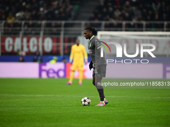 Rafael Leao of AC Milan is in action during the UEFA Champions League match between AC Milan and FK Crvena Zvezda at Giuseppe Meazza in Mila...