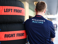 Williams mechanic during the Formula 1 post-season testing at Yas Marina Cicuit in Abu Dhabi, United Arab Emirates on December 10, 2024. (