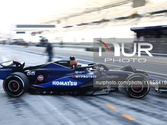 Carlos Sainz during the Formula 1 post-season testing at Yas Marina Cicuit in Abu Dhabi, United Arab Emirates on December 10, 2024. (