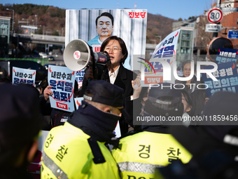 Progressive Party National Assembly Member Jung Hye-kyung delivers a speech calling for the immediate arrest of President Yoon Suk-yeol. Pro...