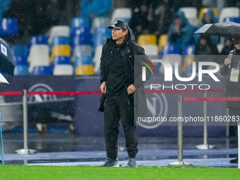 Antonio Conte Head Coach of SSC Napoli looks on during the serie Serie A Enilive match between SSC Napoli and SS Lazio at Stadio Diego Arman...