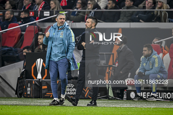 AFC Ajax Amsterdam assistant trainer Daniele Cavalletto and AFC Ajax Amsterdam trainer Francesco Fariolo are present during the match betwee...