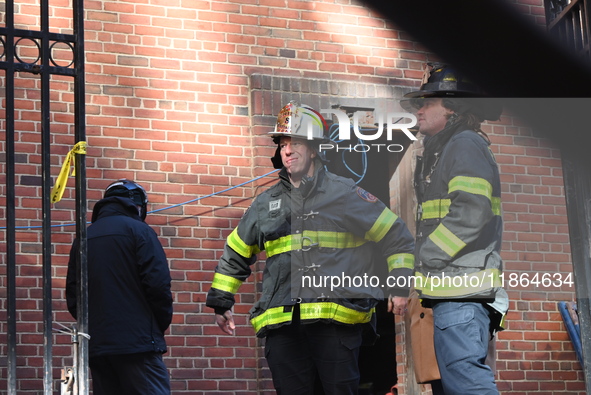 One construction worker dies and one construction worker is injured in a construction accident in Manhattan, New York, United States, on Dec...