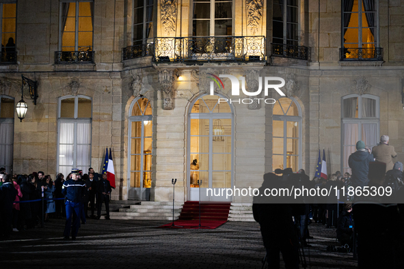 View of the entrance of the Hotel de Matignon at the end of the handover ceremony between Michel Barnier, the outgoing Prime Minister, and F...