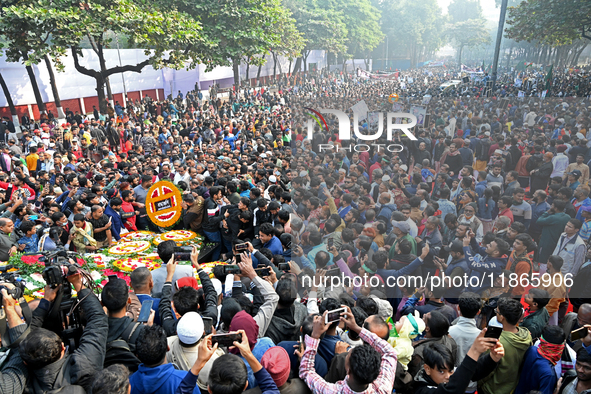 People Are Gathering To Pay Tribute To The Martyred Intellectuals At The Martyred Intellectuals Memorial At Mirpur In Dhaka, Bangladesh, On...