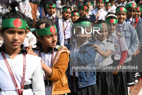 People Are Gathering To Pay Tribute To The Martyred Intellectuals At The Martyred Intellectuals Memorial At Mirpur In Dhaka, Bangladesh, On...