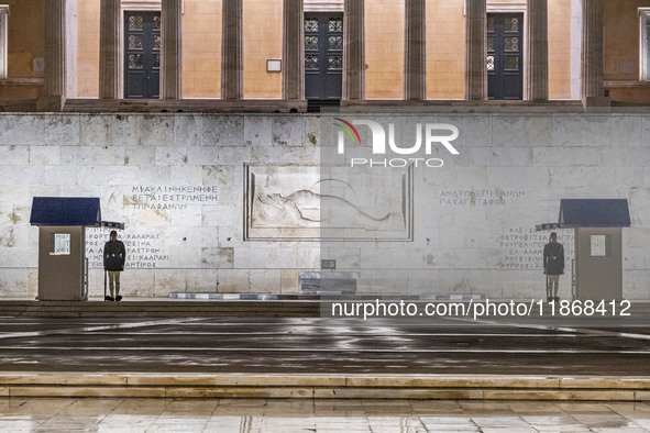 Night view of the Greek Parliament building officially known as The Parliament of the Hellenes or the Hellenic Parliament next to Syntagma S...