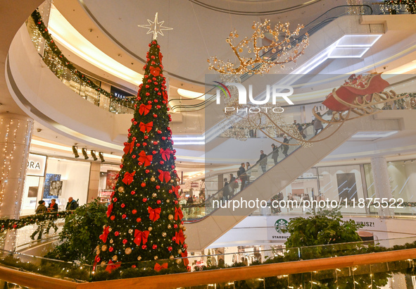 RZESZOW, POLAND - DECEMBER 16:
A Christmas tree displayed inside the Galeria Rzeszow shopping center, on December 16, 2024, in Rzeszow, Subc...