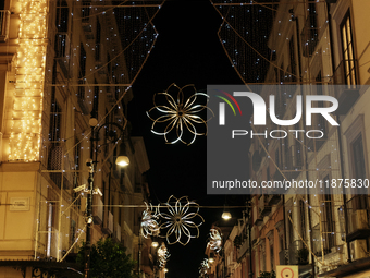 Christmas lights adorn Corso Italia in Sorrento, Naples, Italy, on December 16, 2024. Sorrento is a town overlooking the Bays of Naples in S...