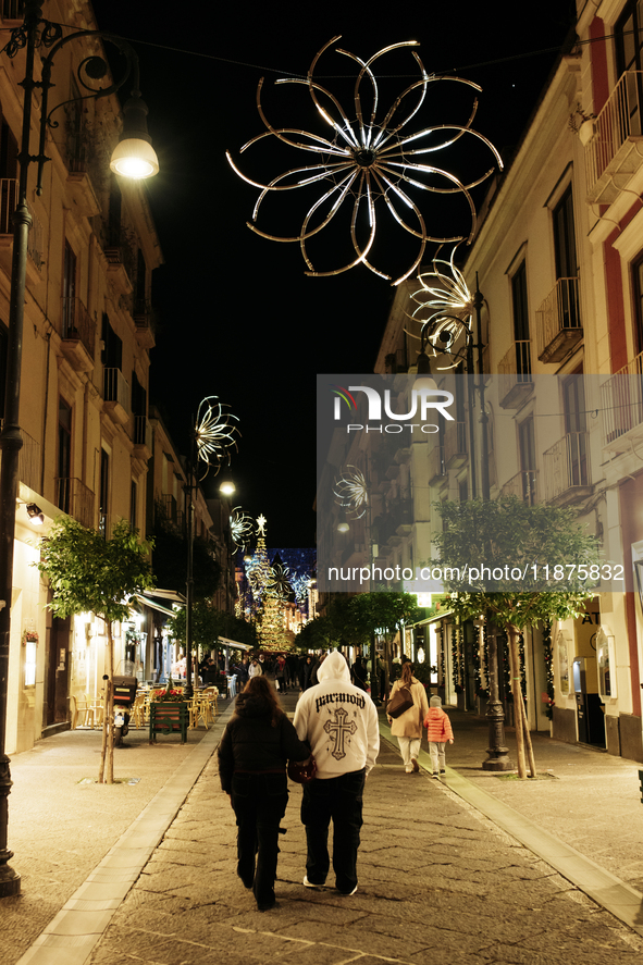 Christmas lights adorn Corso Italia in Sorrento, Naples, Italy, on December 16, 2024. Sorrento is a town overlooking the Bays of Naples in S...