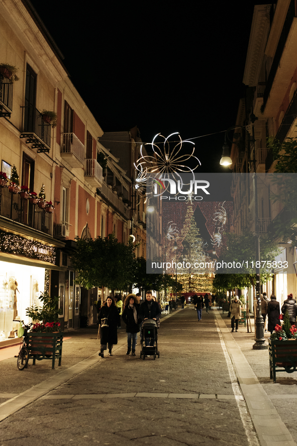 Christmas lights adorn Corso Italia in Sorrento, Naples, Italy, on December 16, 2024. Sorrento is a town overlooking the Bays of Naples in S...