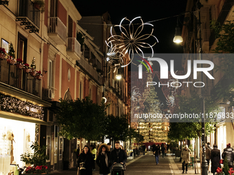 Christmas lights adorn Corso Italia in Sorrento, Naples, Italy, on December 16, 2024. Sorrento is a town overlooking the Bays of Naples in S...