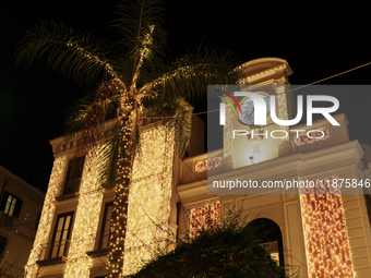 Christmas lights adorn Piazza Torquato Tasso in Sorrento, Naples, Italy, on December 16, 2024. Sorrento is a town overlooking the Bays of Na...