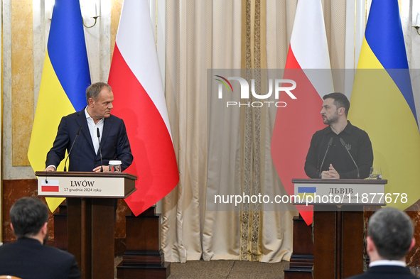 President of Ukraine Volodymyr Zelenskyy and Polish Prime Minister Donald Tusk are pictured during a joint press conference at the Potocki P...