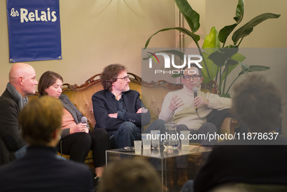 Benoit Hamon (right), President of ESS France, delivers a speech at the round table on 'Ecological debt and the SSE: relearning how to count...