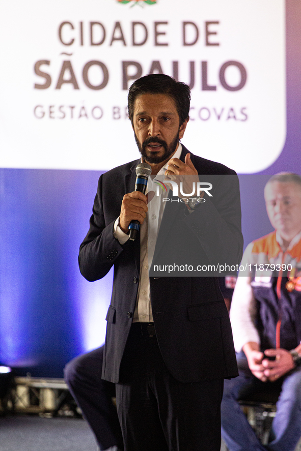 The mayor of Sao Paulo, Ricardo Nunes, participates in the presentation of the ''Medalha Heroi Paulistano'' at Praca das Artes in Sao Paulo,...