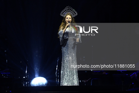 British singer Sarah Brightman performs on stage during the A Christmas Symphony Holiday Tour at Mexico City Arena in Mexico City, Mexico, o...