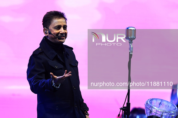 Indian singer Sukhwinder Singh performs during the concert 'EK Shaam Jaipur Ke Naam' organized by JMC Greater at Albert Hall Museum in Jaipu...