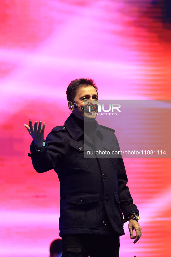 Indian singer Sukhwinder Singh performs during the concert 'EK Shaam Jaipur Ke Naam' organized by JMC Greater at Albert Hall Museum in Jaipu...