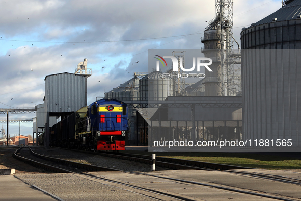 A locomotive is on the premises of a grain elevator in Chernihiv region, Ukraine, on December 18, 2024. NO USE RUSSIA. NO USE BELARUS. 