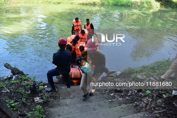 Team members of the District Disaster Management Authority (DDMA), Nagaon, and the National Disaster Management Authority (NDMA) take part i...