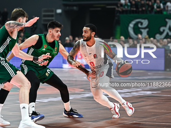 Markus Howard of Baskonia Vitoria-Gasteiz competes with Panagiotis Kalaitzakis of Panathinaikos AKTOR Athens during the Euroleague, Round 17...