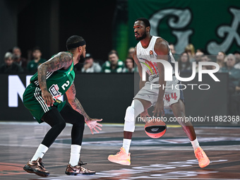 Kamar Baldwin of Baskonia Vitoria-Gasteiz competes with Lorenzo Brown of Panathinaikos AKTOR Athens during the Euroleague, Round 17 match be...