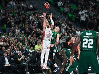 Markus Howard of Baskonia Vitoria-Gasteiz competes with Panagiotis Kalaitzakis of Panathinaikos AKTOR Athens during the Euroleague, Round 17...