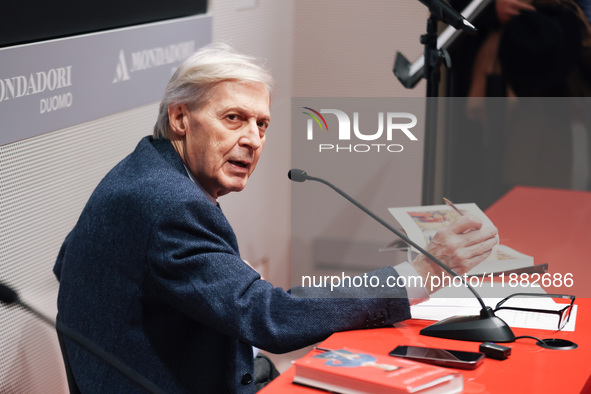 Vittorio Sgarbi presents the book ''Nativita. Madre e figlio nell'arte'' at Mondadori Duomo in Milan, Italy, on December 9, 2024. 