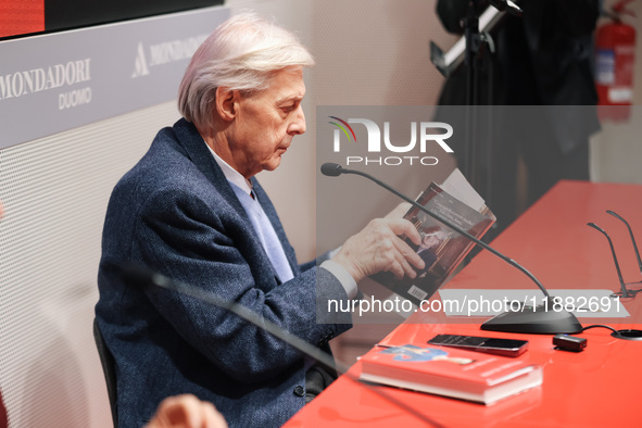 Vittorio Sgarbi presents the book ''Nativita. Madre e figlio nell'arte'' at Mondadori Duomo in Milan, Italy, on December 9, 2024. 