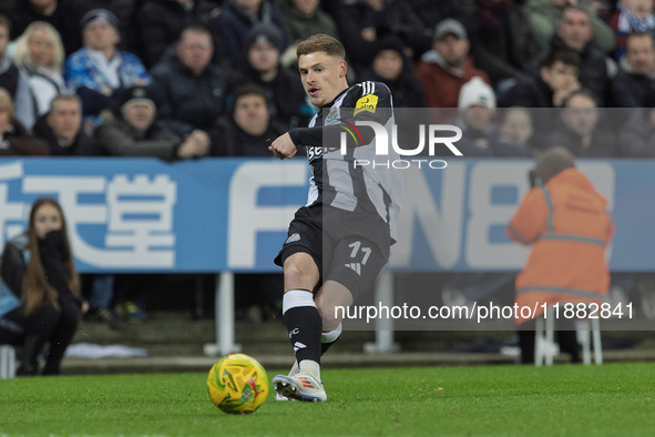 Harvey Barnes of Newcastle United plays during the Carabao Cup Quarter Final match between Newcastle United and Brentford at St. James's Par...